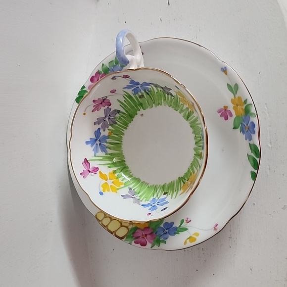 Royal Grafton Vintage Teacup and Saucer Hand Painted Green - Picture 7 of 8